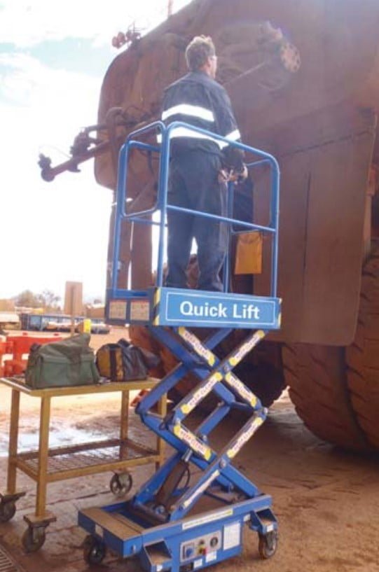 scissor lift manual propelled